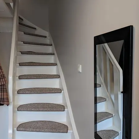 Apartment Bina In